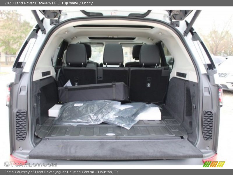 Fuji White / Ebony 2020 Land Rover Discovery HSE