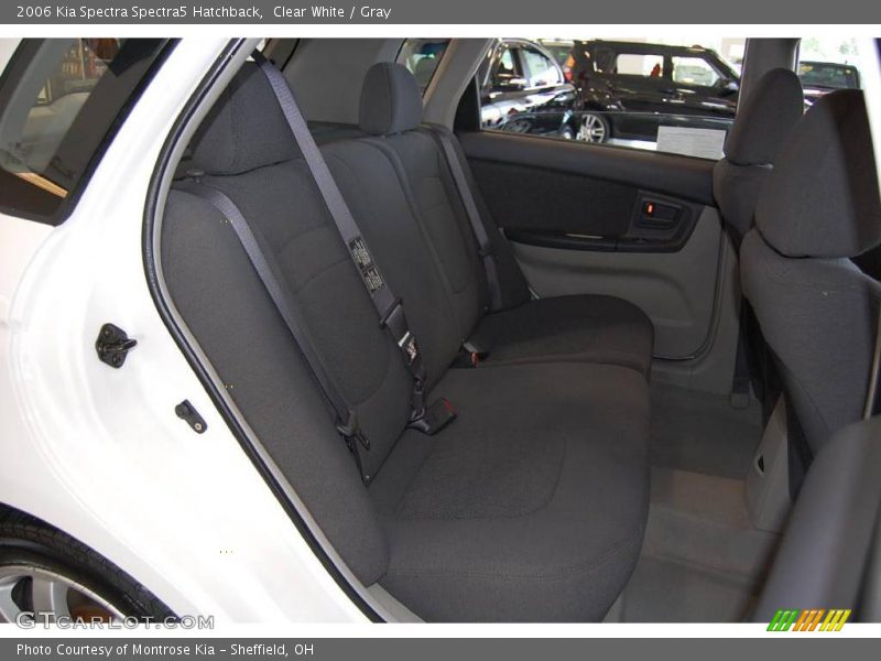Clear White / Gray 2006 Kia Spectra Spectra5 Hatchback