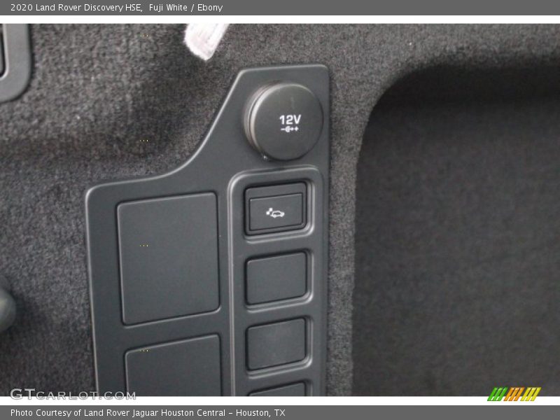 Fuji White / Ebony 2020 Land Rover Discovery HSE