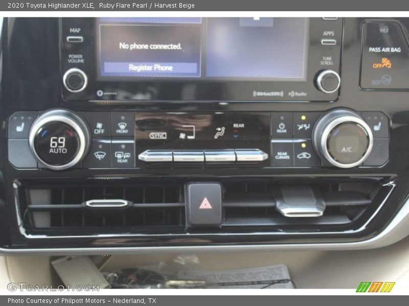 Ruby Flare Pearl / Harvest Beige 2020 Toyota Highlander XLE