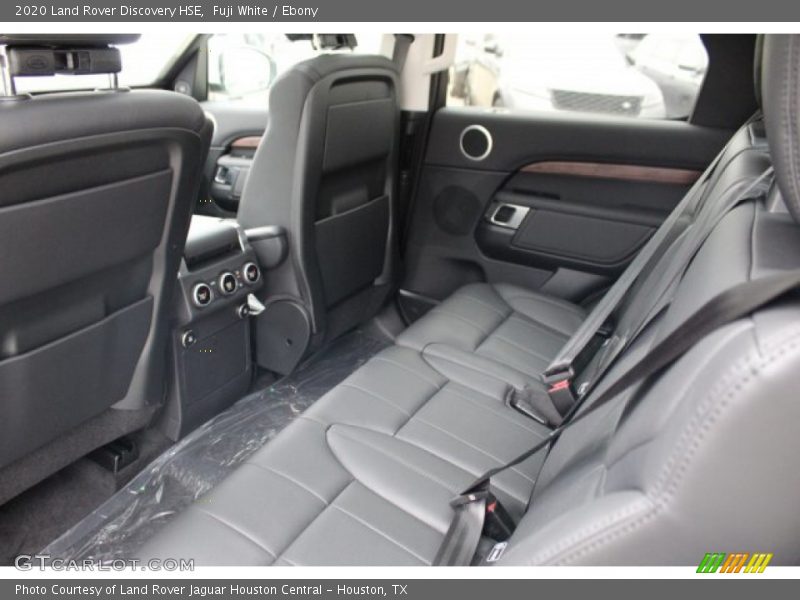 Fuji White / Ebony 2020 Land Rover Discovery HSE