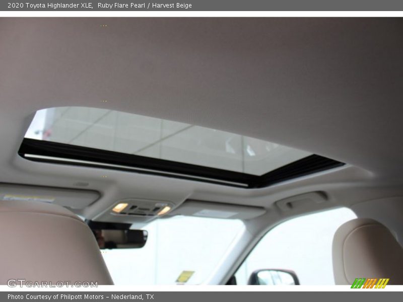 Ruby Flare Pearl / Harvest Beige 2020 Toyota Highlander XLE