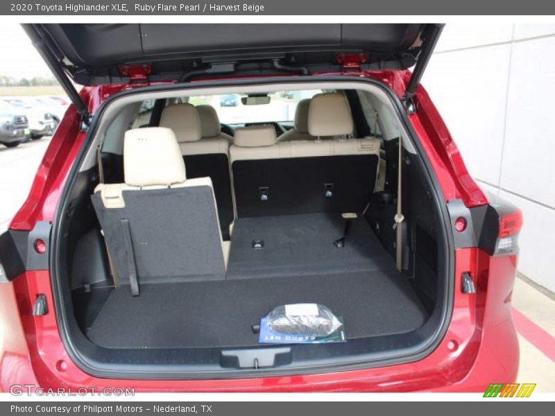 Ruby Flare Pearl / Harvest Beige 2020 Toyota Highlander XLE
