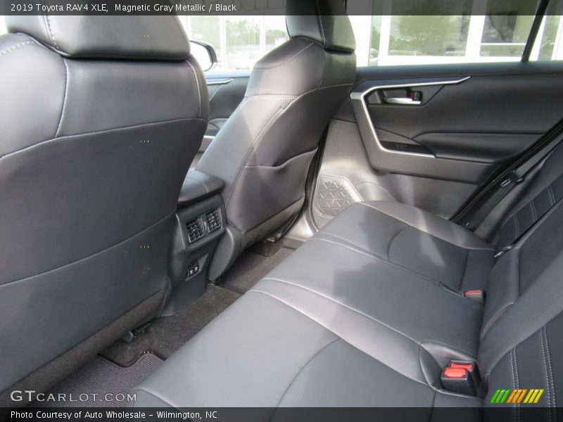 Magnetic Gray Metallic / Black 2019 Toyota RAV4 XLE
