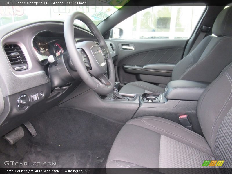 Granite Pearl / Black 2019 Dodge Charger SXT