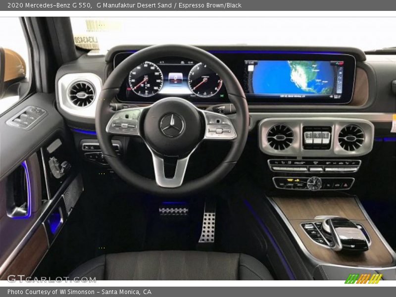 Dashboard of 2020 G 550