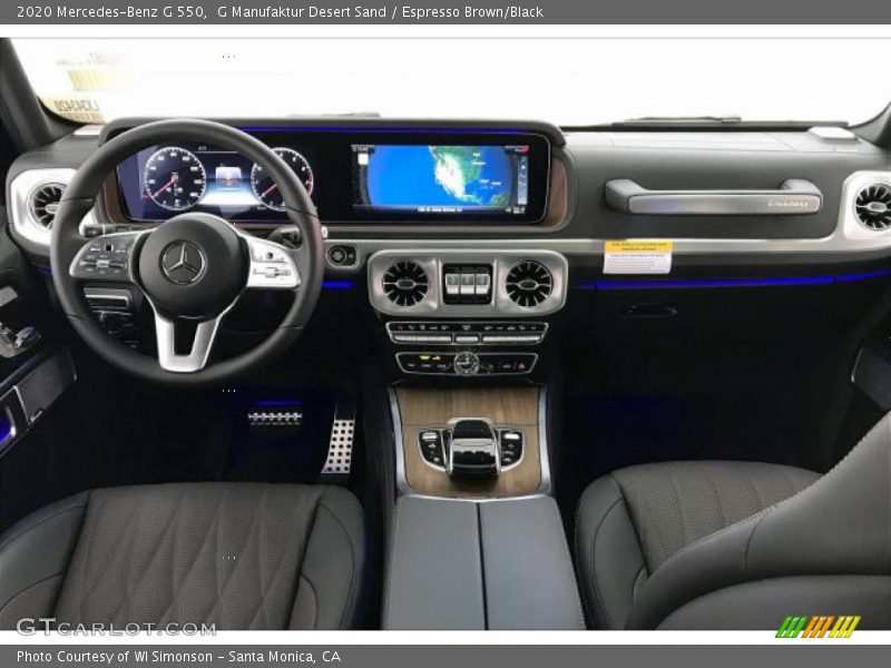 Dashboard of 2020 G 550