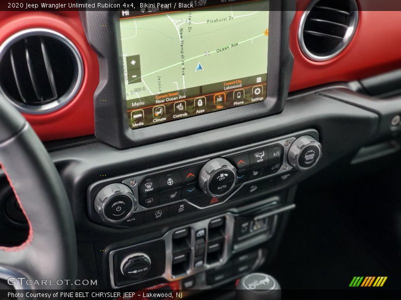 Controls of 2020 Wrangler Unlimited Rubicon 4x4