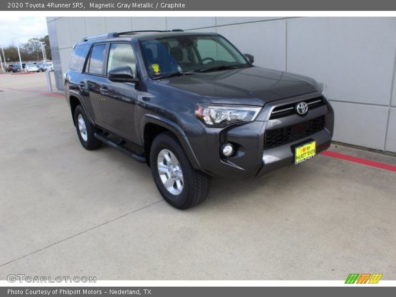 Magnetic Gray Metallic / Graphite 2020 Toyota 4Runner SR5