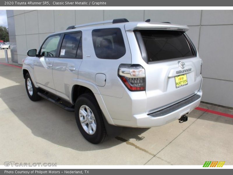 Classic Silver Metallic / Graphite 2020 Toyota 4Runner SR5