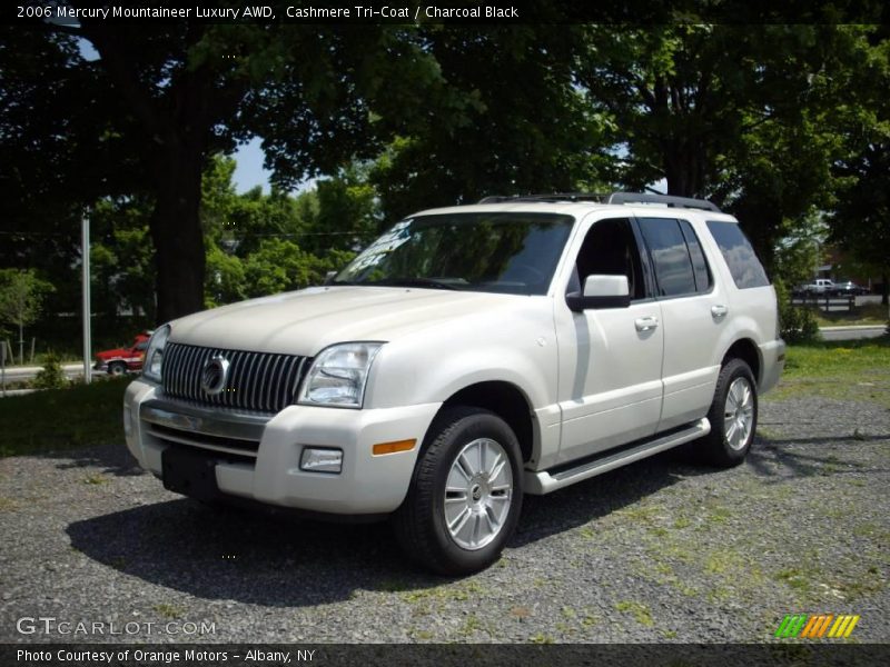 Cashmere Tri-Coat / Charcoal Black 2006 Mercury Mountaineer Luxury AWD