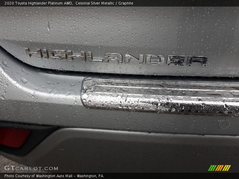 Celestial Silver Metallic / Graphite 2020 Toyota Highlander Platinum AWD