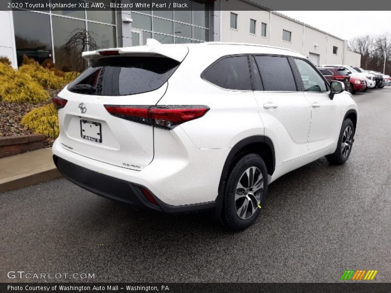 Blizzard White Pearl / Black 2020 Toyota Highlander XLE AWD