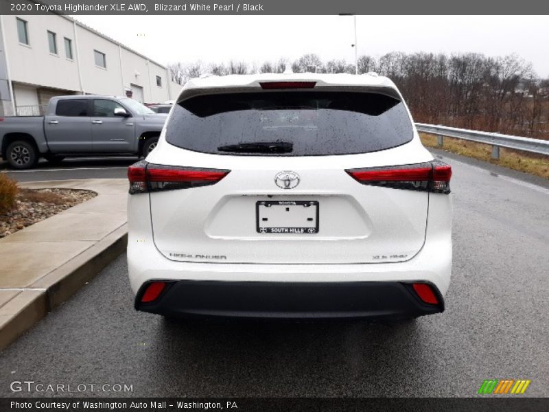 Blizzard White Pearl / Black 2020 Toyota Highlander XLE AWD