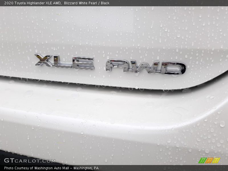 Blizzard White Pearl / Black 2020 Toyota Highlander XLE AWD