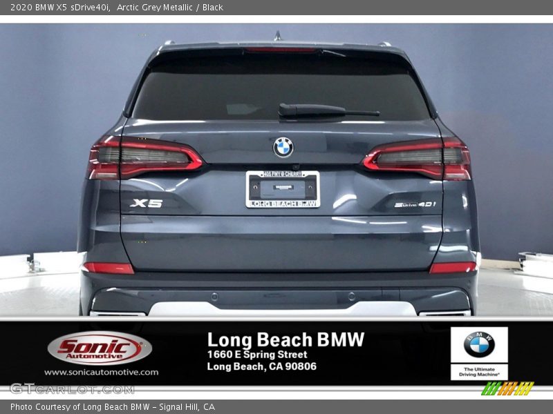 Arctic Grey Metallic / Black 2020 BMW X5 sDrive40i