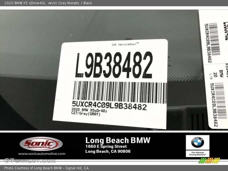 Arctic Grey Metallic / Black 2020 BMW X5 sDrive40i
