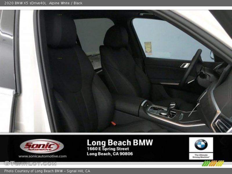 Alpine White / Black 2020 BMW X5 sDrive40i