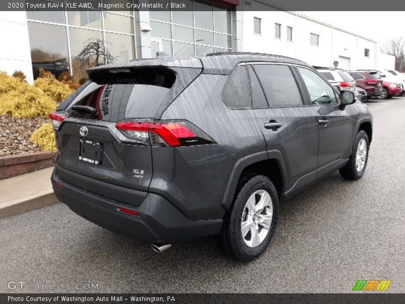 Magnetic Gray Metallic / Black 2020 Toyota RAV4 XLE AWD