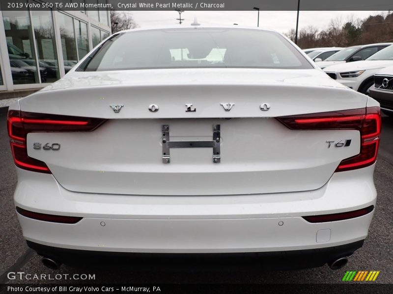 Crystal White Pearl Metallic / Charcoal 2019 Volvo S60 T6 AWD Momentum