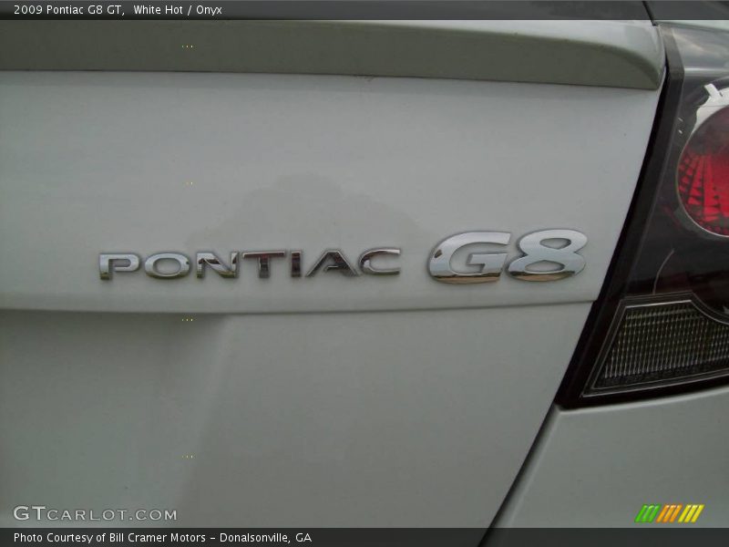 White Hot / Onyx 2009 Pontiac G8 GT