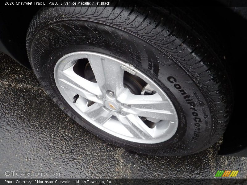 Silver Ice Metallic / Jet Black 2020 Chevrolet Trax LT AWD
