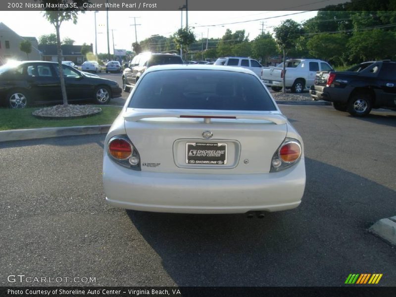 Glacier White Pearl / Frost 2002 Nissan Maxima SE