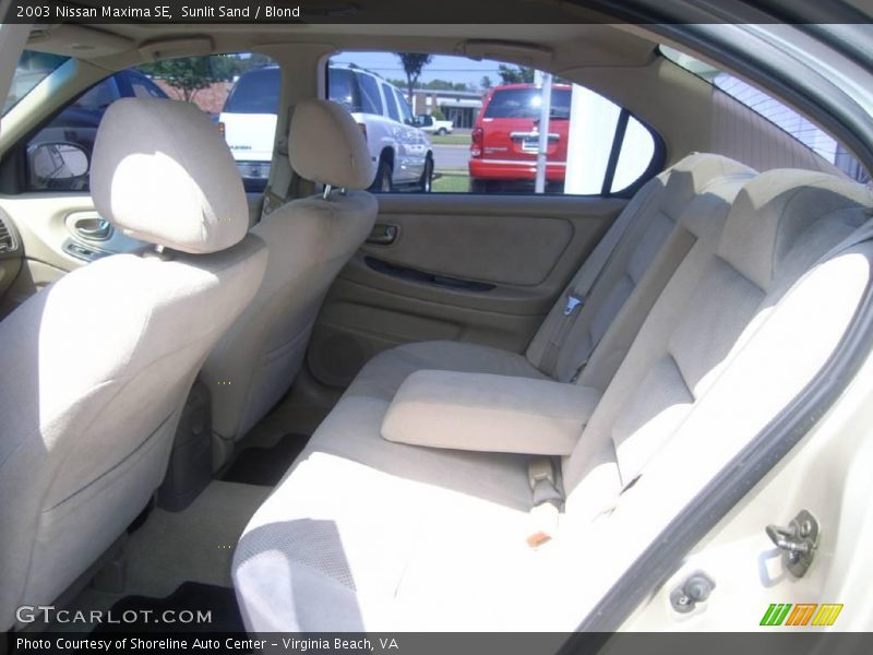 Sunlit Sand / Blond 2003 Nissan Maxima SE