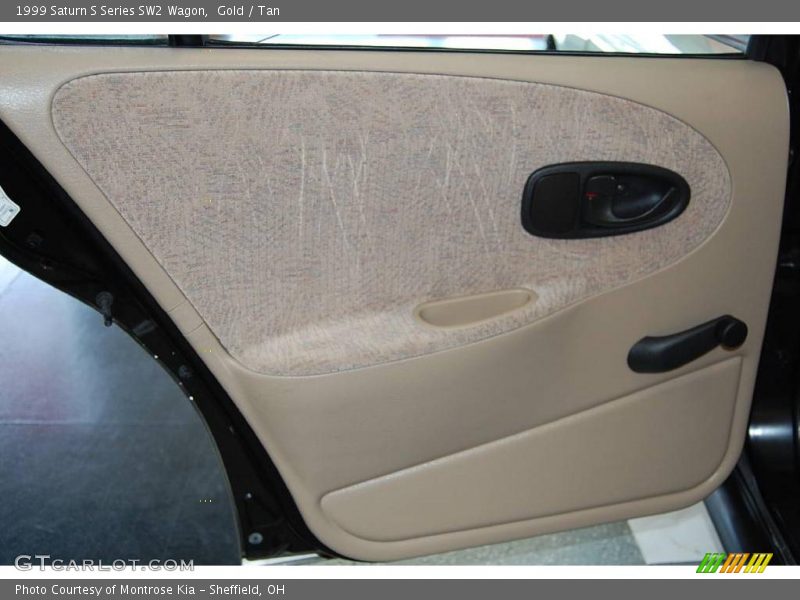 Gold / Tan 1999 Saturn S Series SW2 Wagon