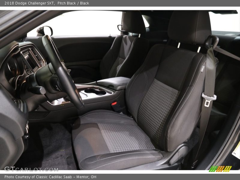 Pitch Black / Black 2018 Dodge Challenger SXT