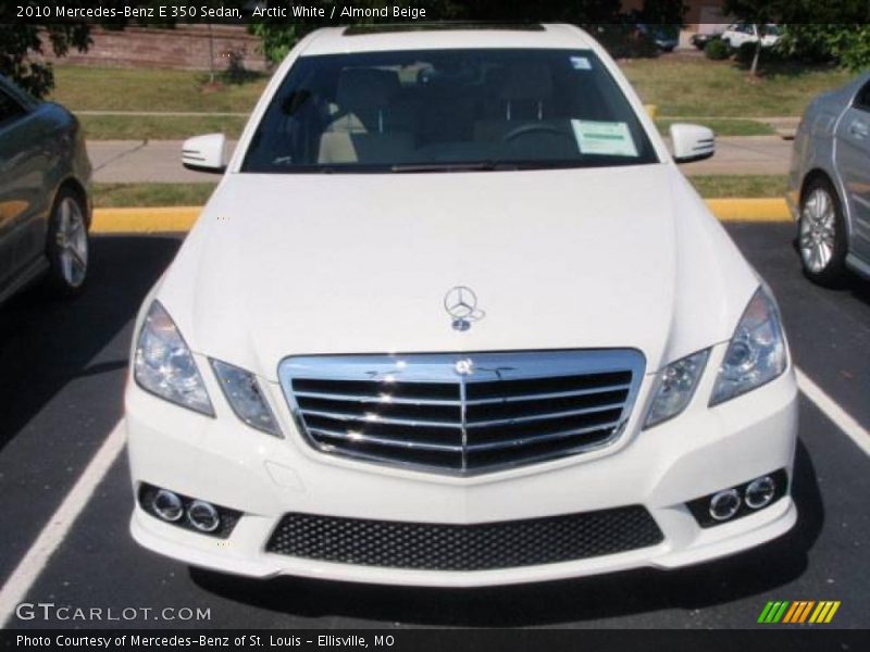 Arctic White / Almond Beige 2010 Mercedes-Benz E 350 Sedan