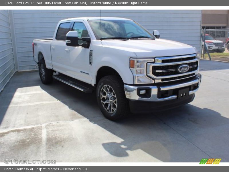 Oxford White / Medium Light Camel 2020 Ford F250 Super Duty Lariat Crew Cab 4x4