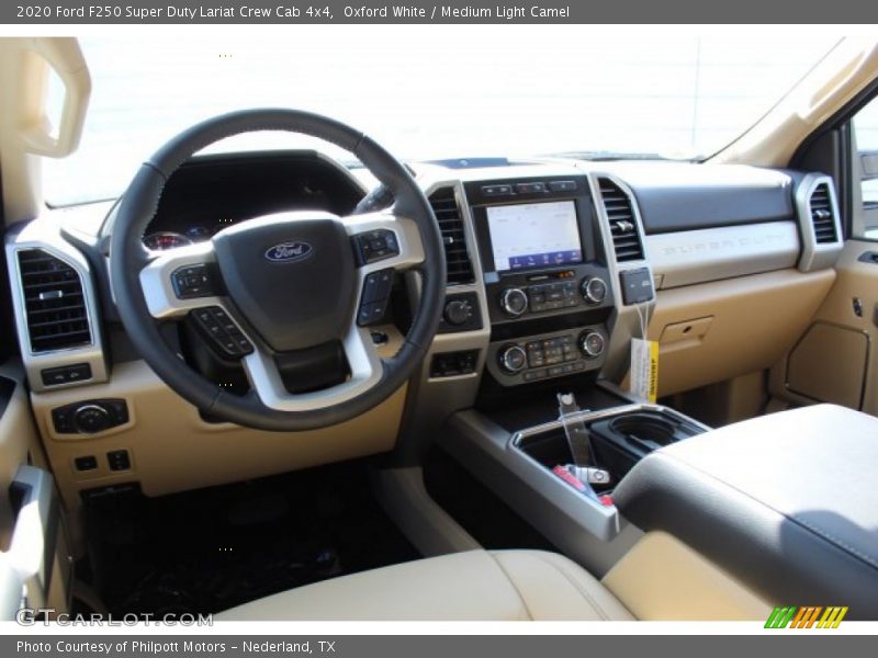 Oxford White / Medium Light Camel 2020 Ford F250 Super Duty Lariat Crew Cab 4x4