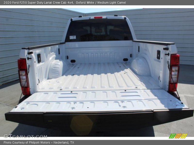 Oxford White / Medium Light Camel 2020 Ford F250 Super Duty Lariat Crew Cab 4x4