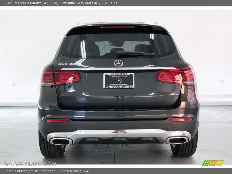 Graphite Grey Metallic / Silk Beige 2020 Mercedes-Benz GLC 300