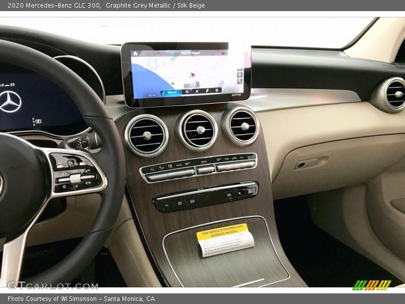 Graphite Grey Metallic / Silk Beige 2020 Mercedes-Benz GLC 300