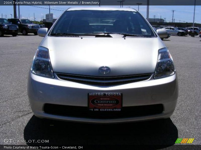 Millenium Silver Metallic / Brown/Ivory 2004 Toyota Prius Hybrid