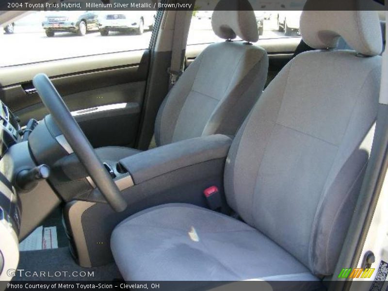 Millenium Silver Metallic / Brown/Ivory 2004 Toyota Prius Hybrid
