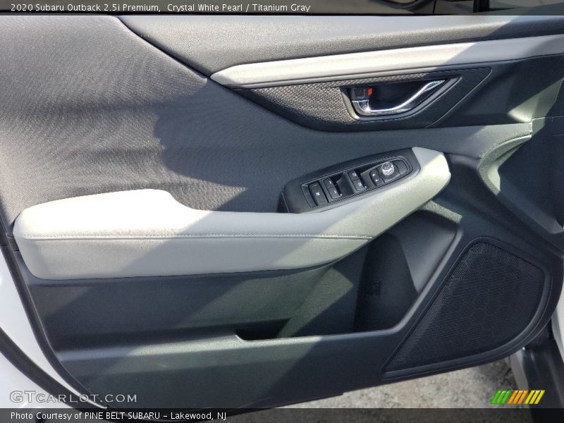 Crystal White Pearl / Titanium Gray 2020 Subaru Outback 2.5i Premium