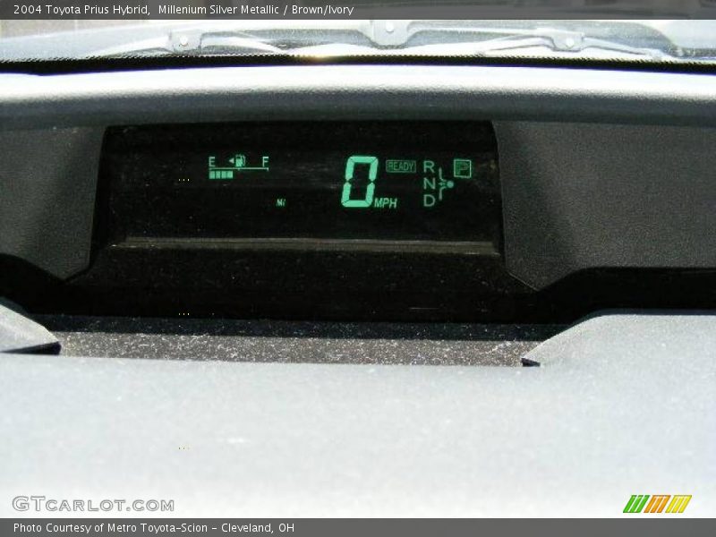 Millenium Silver Metallic / Brown/Ivory 2004 Toyota Prius Hybrid