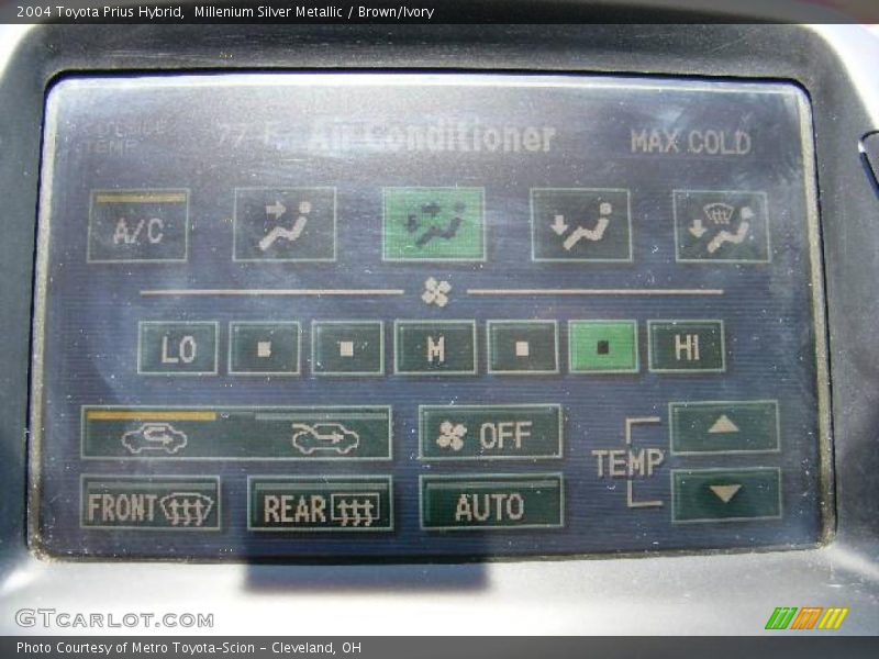 Millenium Silver Metallic / Brown/Ivory 2004 Toyota Prius Hybrid