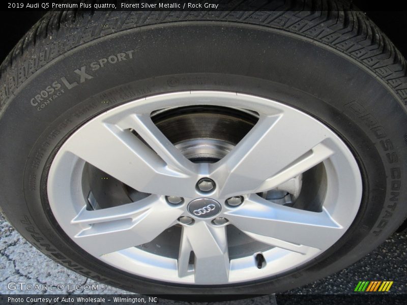 Florett Silver Metallic / Rock Gray 2019 Audi Q5 Premium Plus quattro