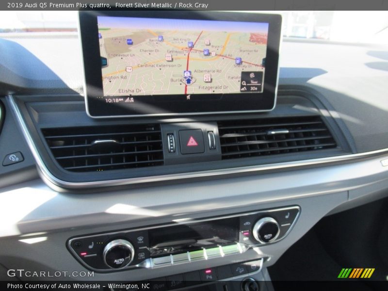 Florett Silver Metallic / Rock Gray 2019 Audi Q5 Premium Plus quattro