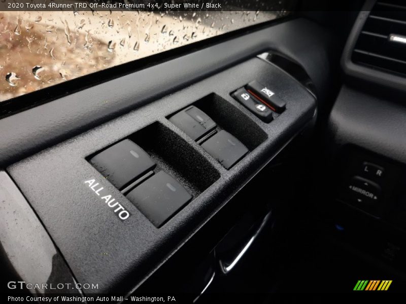 Super White / Black 2020 Toyota 4Runner TRD Off-Road Premium 4x4