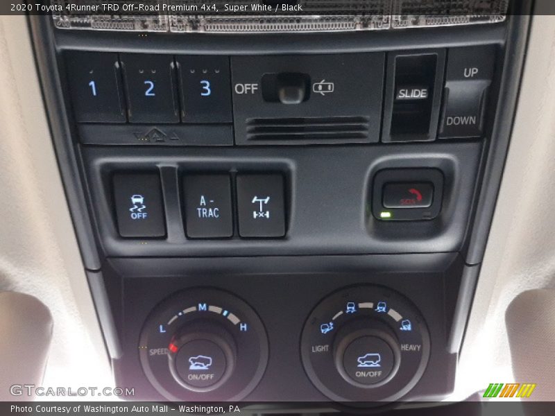 Super White / Black 2020 Toyota 4Runner TRD Off-Road Premium 4x4