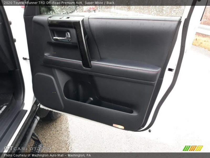 Super White / Black 2020 Toyota 4Runner TRD Off-Road Premium 4x4