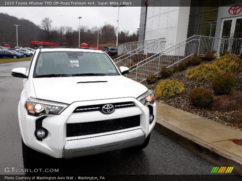 Super White / Black 2020 Toyota 4Runner TRD Off-Road Premium 4x4