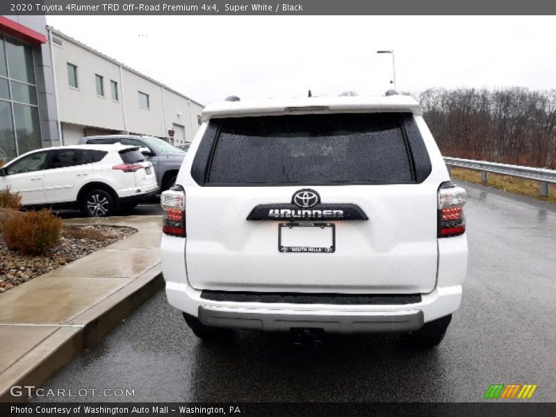 Super White / Black 2020 Toyota 4Runner TRD Off-Road Premium 4x4