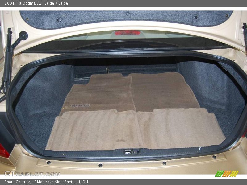 Beige / Beige 2001 Kia Optima SE