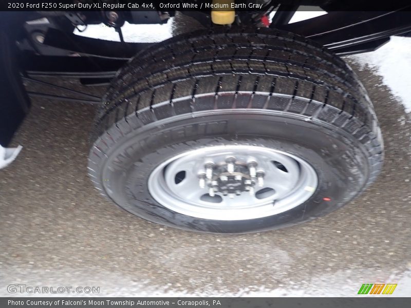 Oxford White / Medium Earth Gray 2020 Ford F250 Super Duty XL Regular Cab 4x4